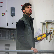 Carica l'immagine nel visualizzatore di Gallery, GILET IN SOFTSHELL UPOWER UNIVERSE - FU188BC